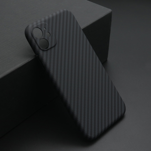 Slika od Futrola CARBON STRIPES za iPhone 11 (6.1) crna
