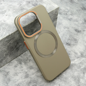 Slika od Futrola PRO CASES MagSafe za iPhone 15 Pro (6.1) zlatna