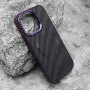 Slika od Futrola CARBON MagSafe za iPhone 16 Pro (6.3) ljubicasta (big camera)
