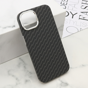 Slika od Futrola UrbanMesh za iPhone 15 (6.1) DZ01
