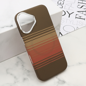 Slika od Futrola UrbanMesh za iPhone 16 (6.1) DZ05