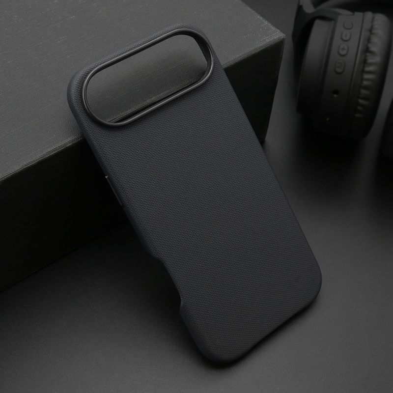 Slika od Futrola FROSTED SHIELD MagSafe za iPhone AIR (6.6) crna