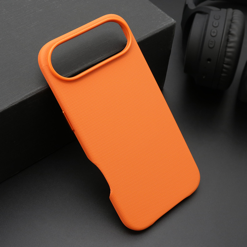 Slika od Futrola FROSTED SHIELD MagSafe za iPhone 17AIR (6.6) narandzasta