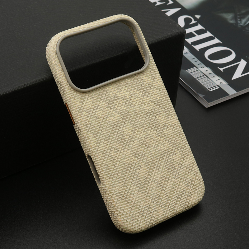 Slika od Futrola WOVEN TOUCH MagSafe za iPhone 17 Pro (6.3) krem