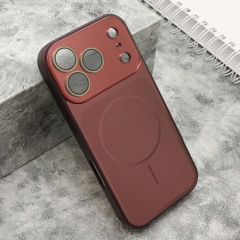 Slika od Futrola COLOR METAL MagSafe II za iPhone 17 Pro (6.3)/iPhone 18 Pro (6.3) dark cherry
